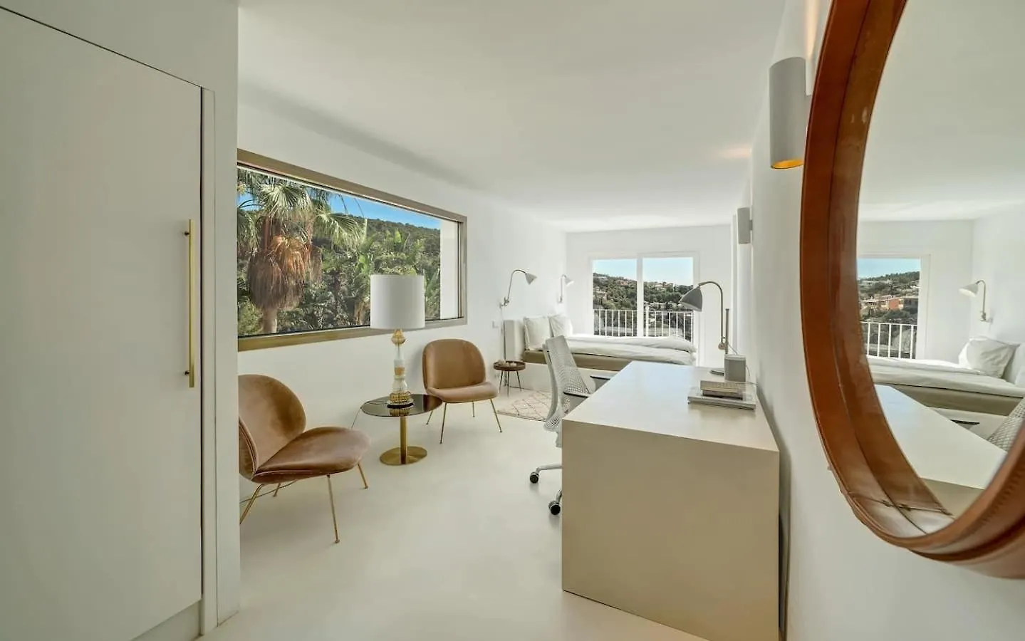 Deluxe Villa With Seaview In Portals Costa D'En Blanes