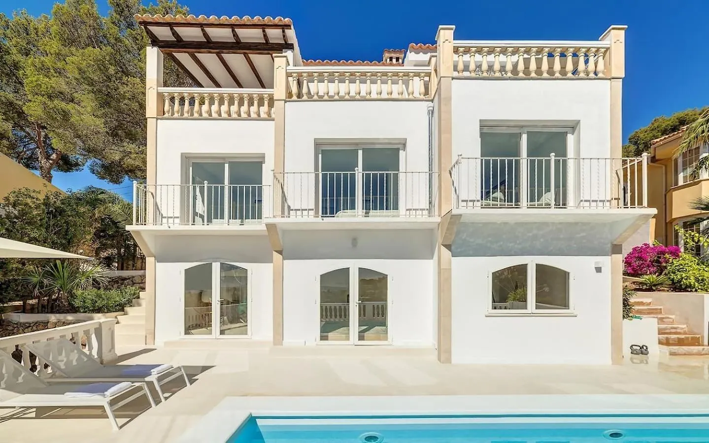 Deluxe Villa With Seaview In Portals Costa D'En Blanes