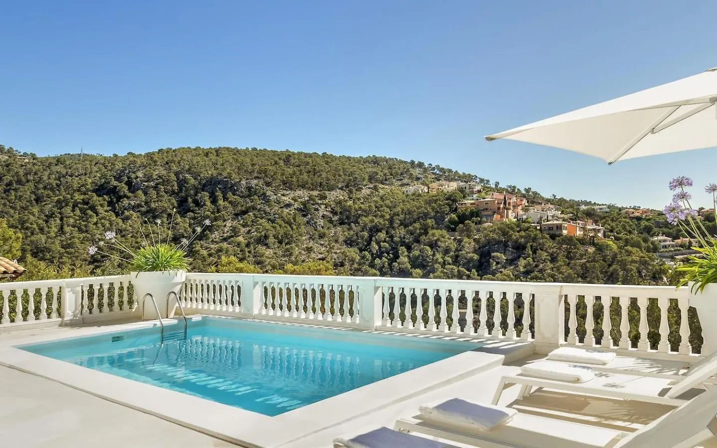 Deluxe Villa With Seaview In Portals Costa D'En Blanes Spain