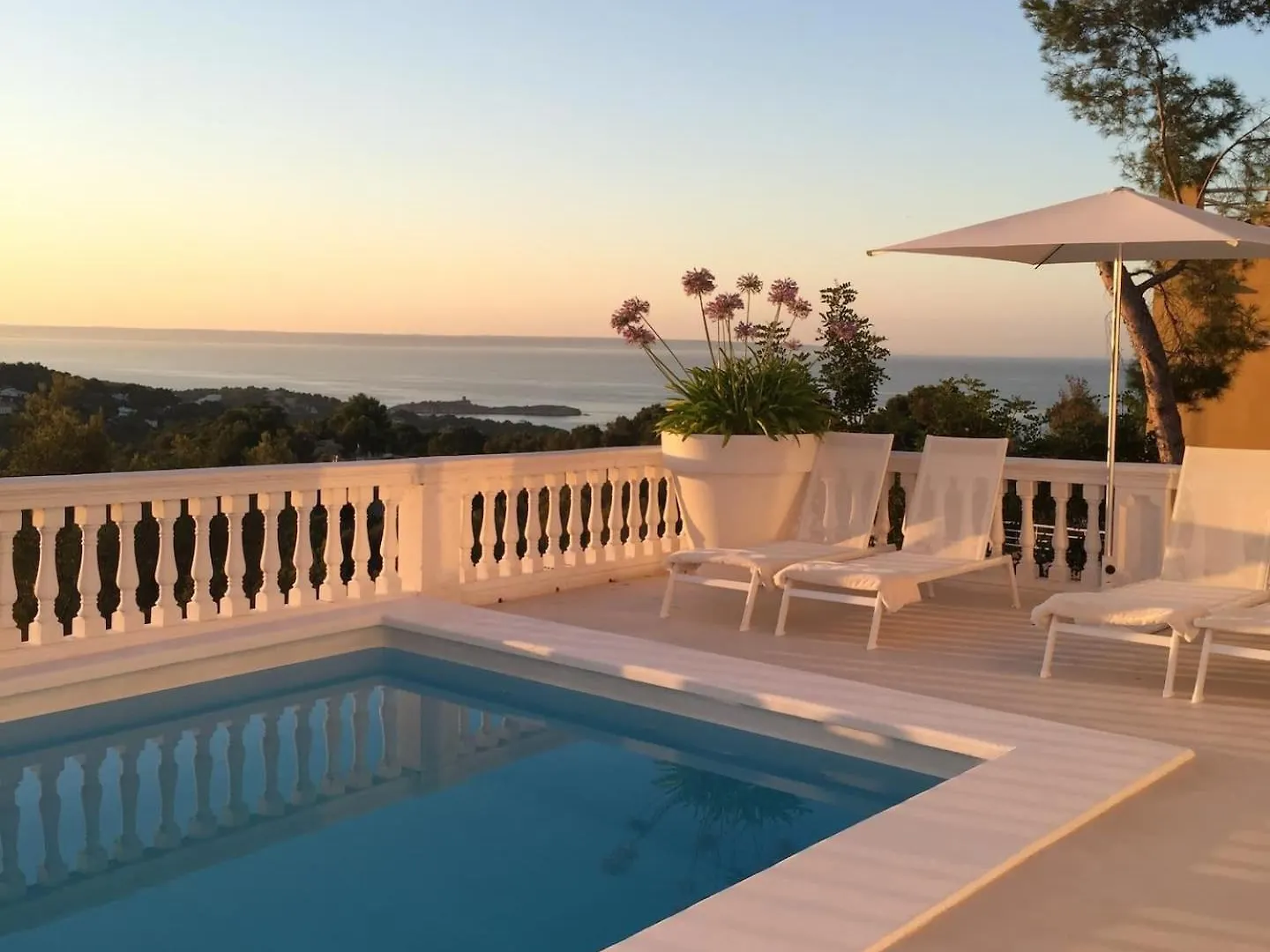 Deluxe Villa With Seaview In Portals Costa D'En Blanes Spain