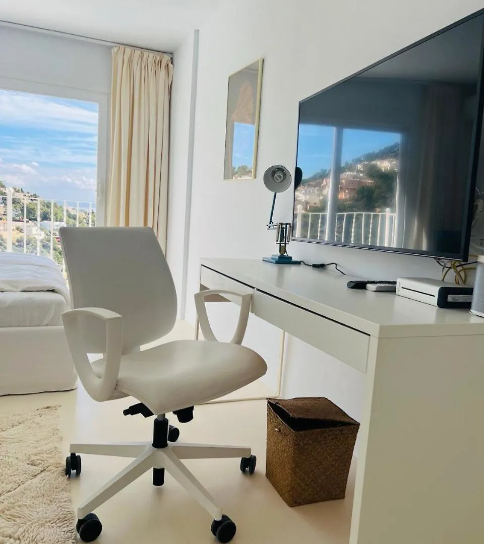 Deluxe Villa With Seaview In Portals Costa D'En Blanes